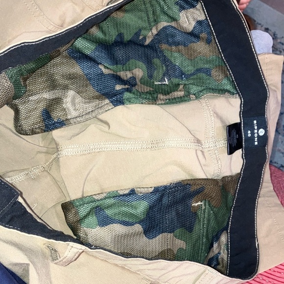 New Ripzone men’s size 40 tan /khaki cargo Shorts - Picture 16 of 16